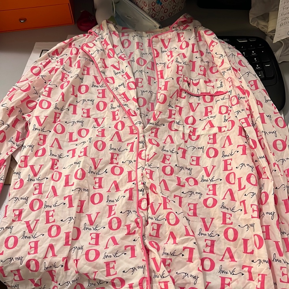 vs pajama top